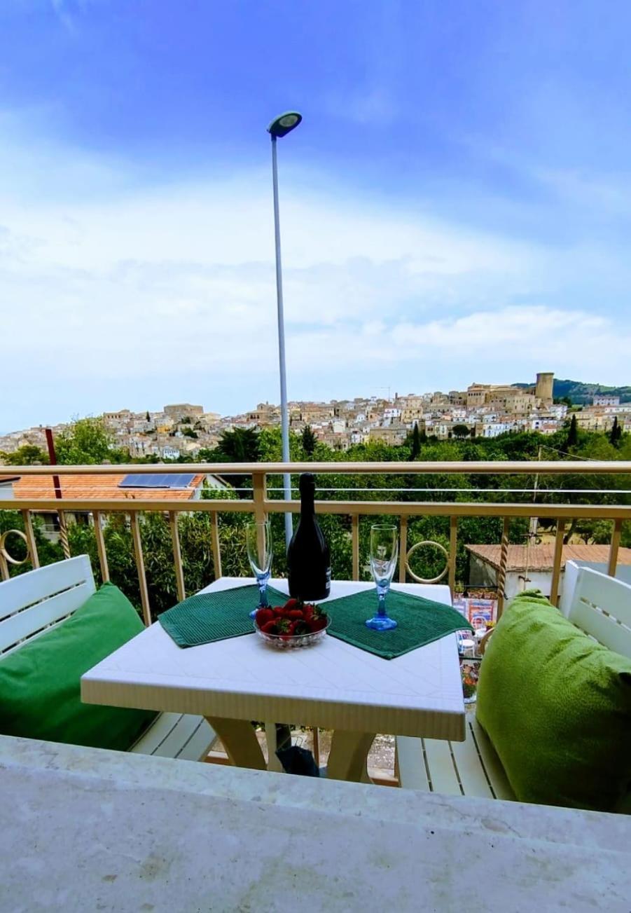 Comfort, Parcheggio E Balcone Su Tricarico In Basilicata, Io Sono Qui Exteriör bild